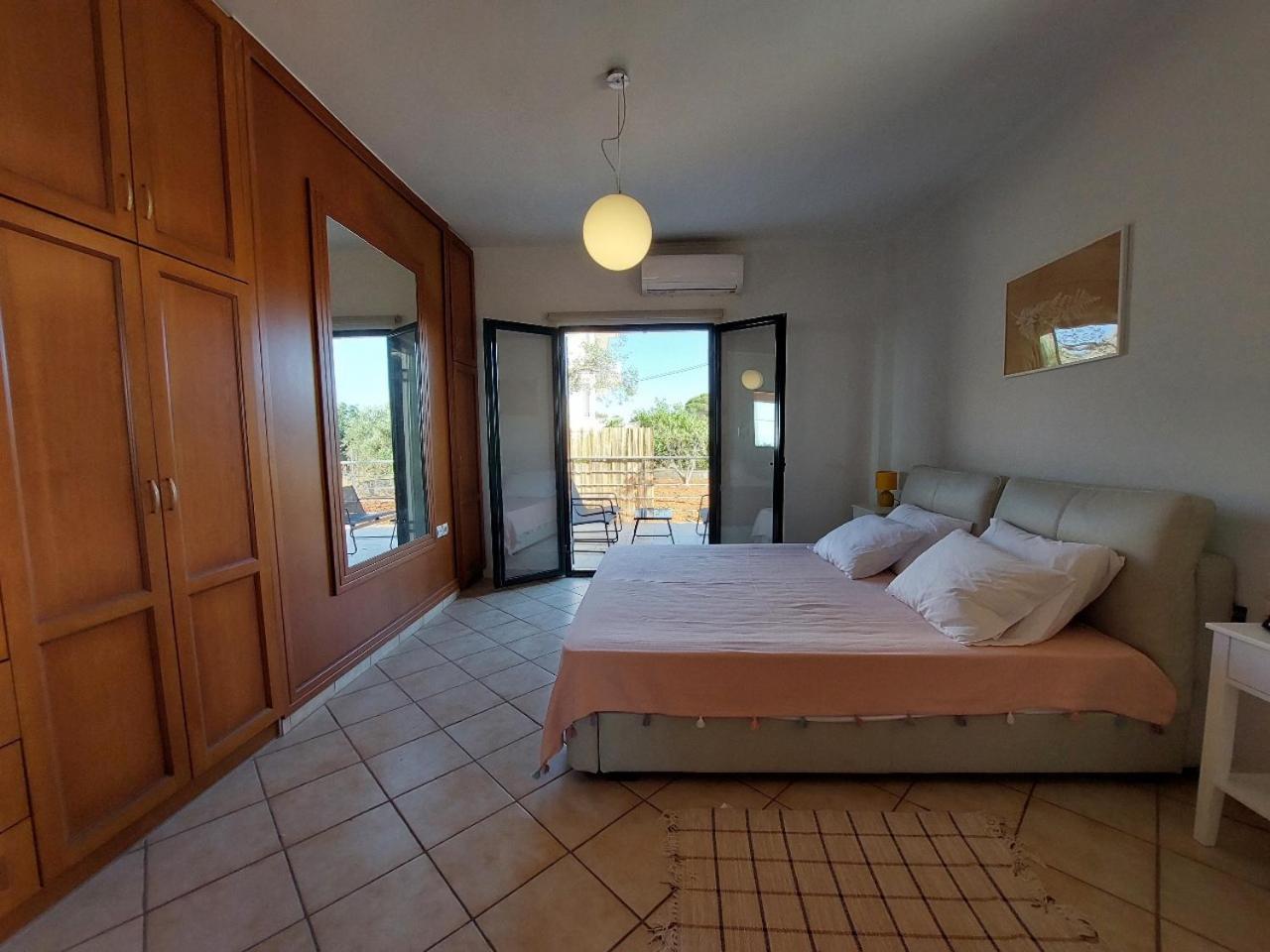Villa Near Seitan Beach Hordáki Kültér fotó